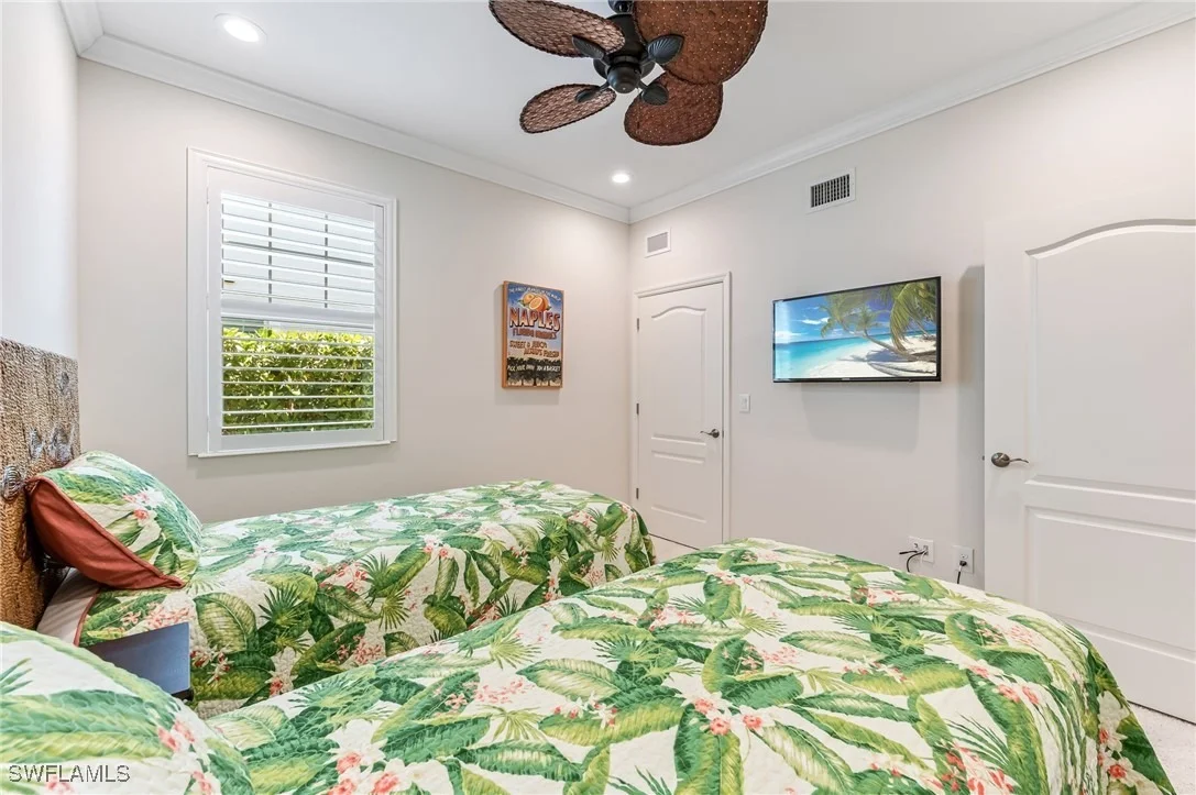 Photo of Unit 604 at 6948 Avalon Circle