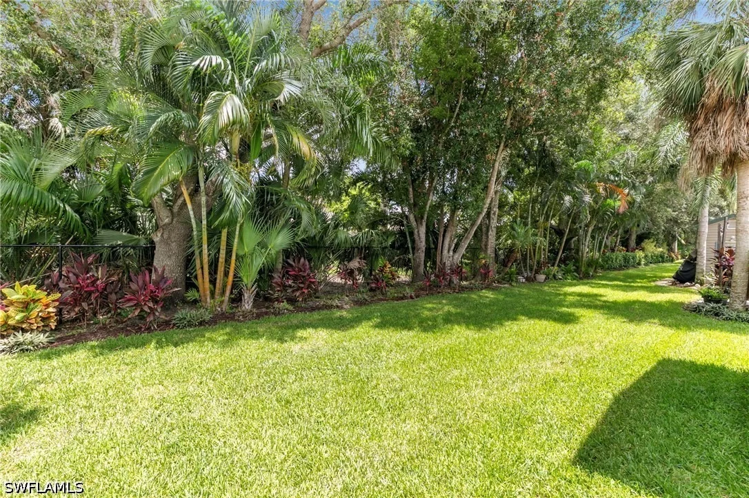 Photo of 1366 Diamond Lake Circle