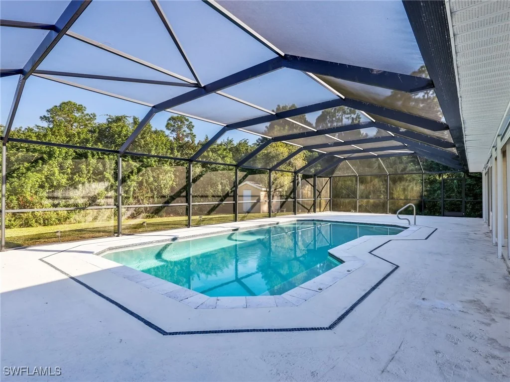 Photo of 820 Robert Avenue