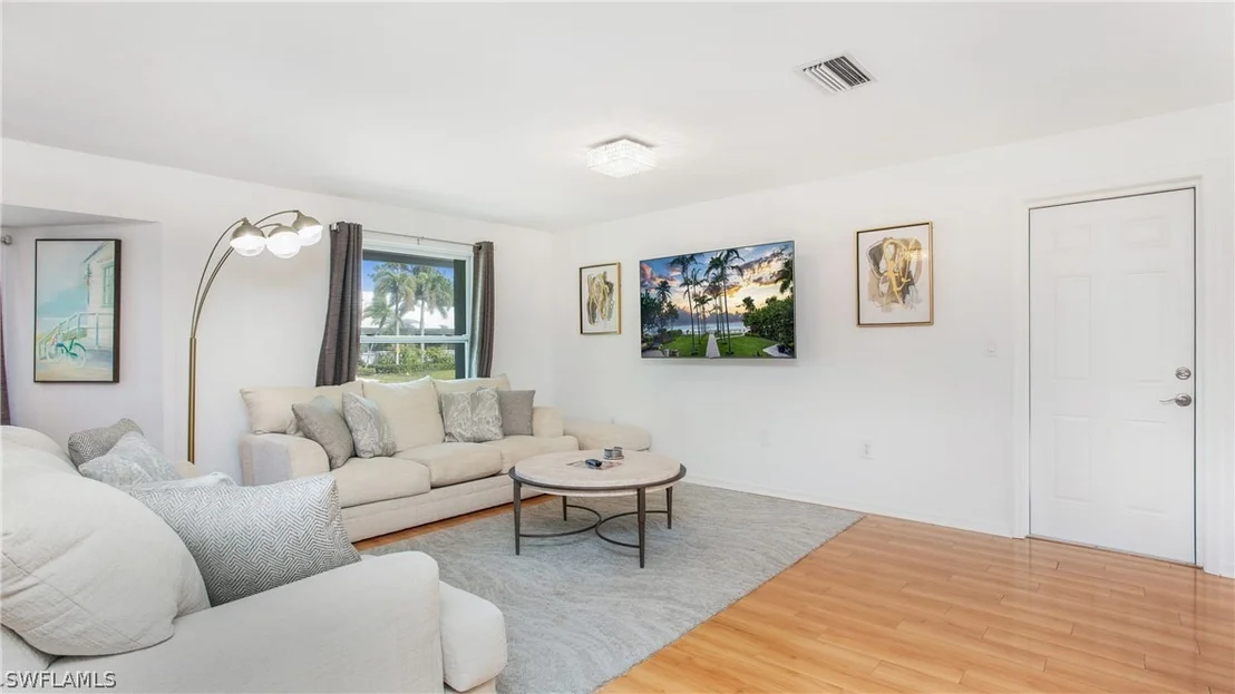 Photo of 800 100th Avenue N