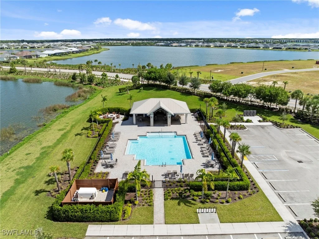Photo of 42051 Edgewater Drive