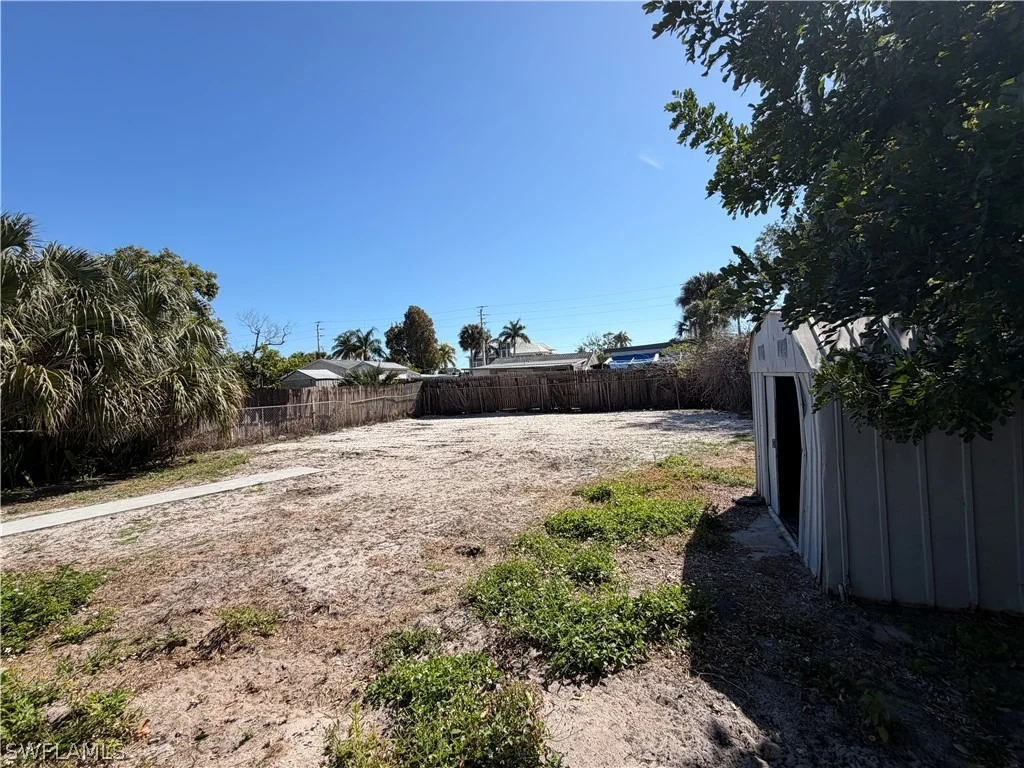 Photo of 2632 Weeks Avenue