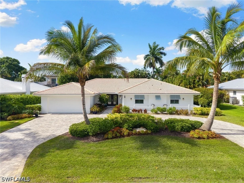 Photo of 571 Neapolitan Lane