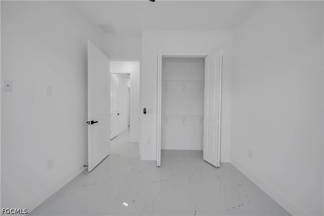 Photo of 1923 Johns Avenue