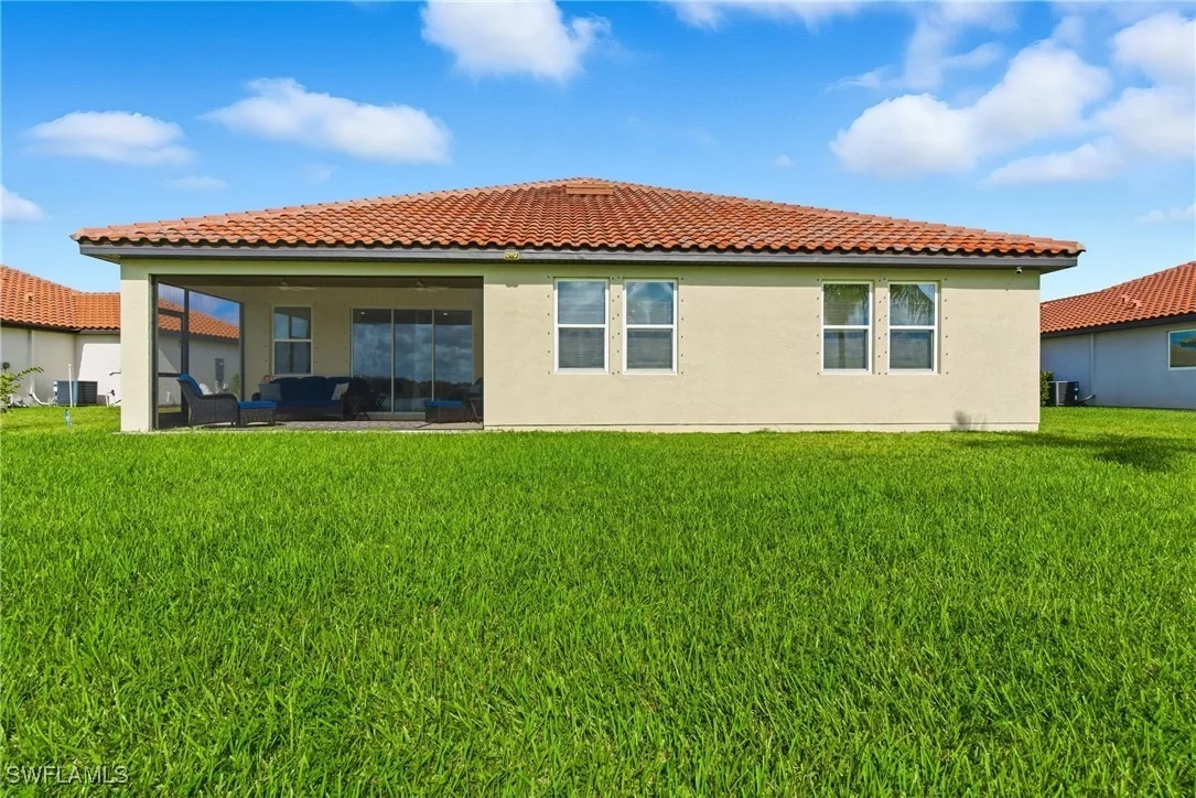 Photo of 2055 Grove Drive