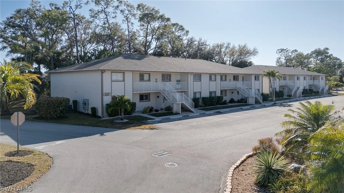 Photo of Unit 3 at 2370 Naples Trace Circle