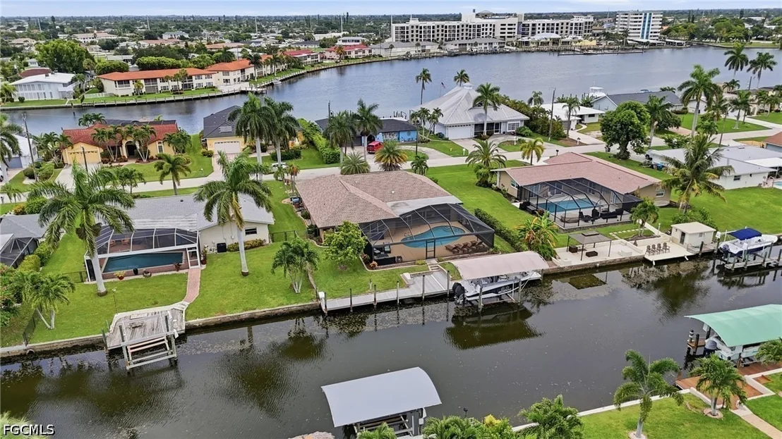 Photo of 418 Avalon Drive