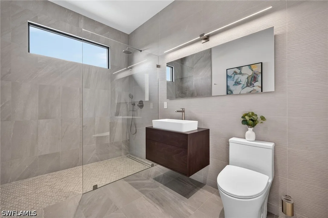 Photo of 788 7TH Avenue N