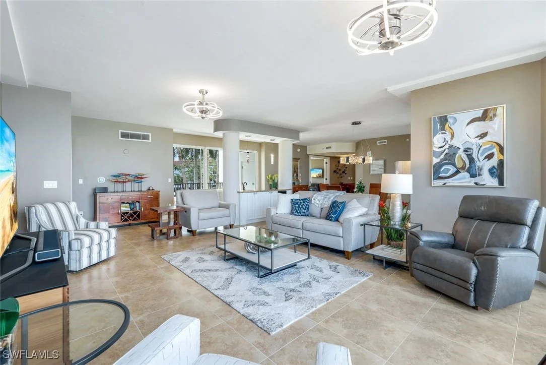 Photo of Unit 206 at 700 La Peninsula Boulevard