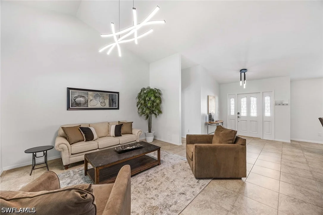 Photo of 2529 Kings Lake Boulevard