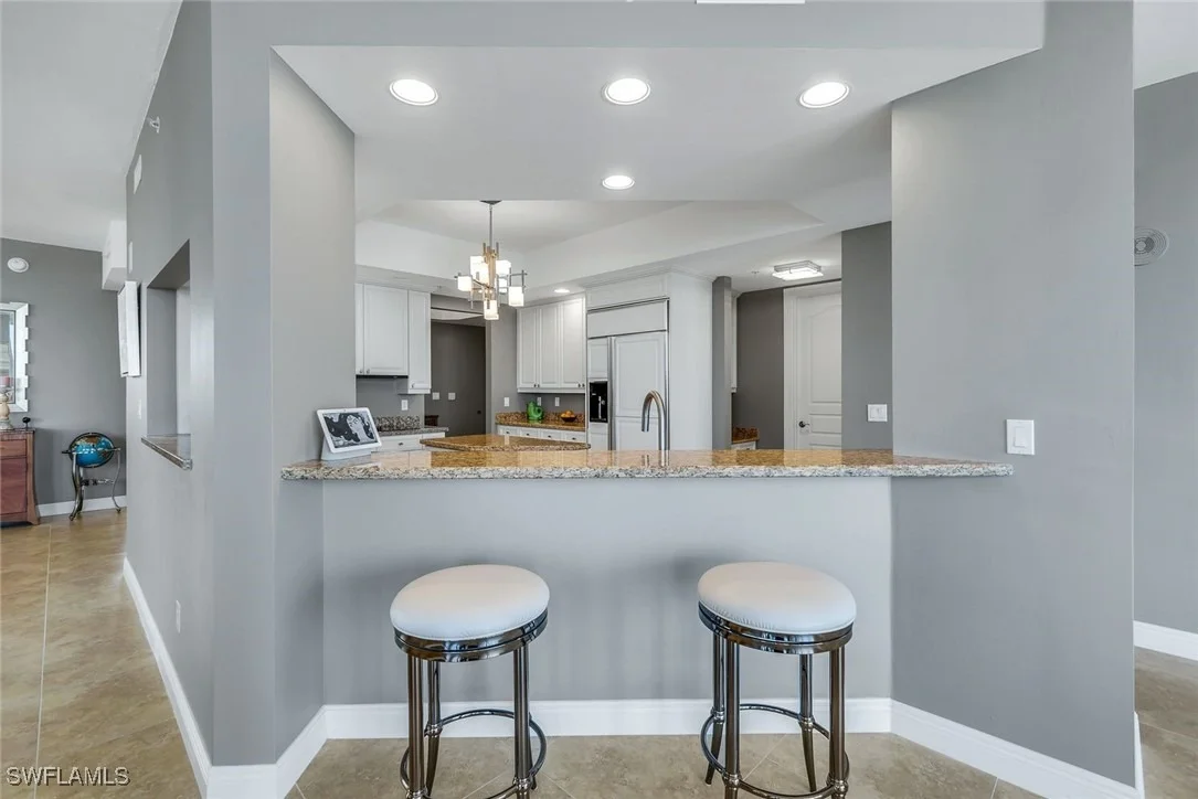 Photo of Unit 206 at 700 La Peninsula Boulevard
