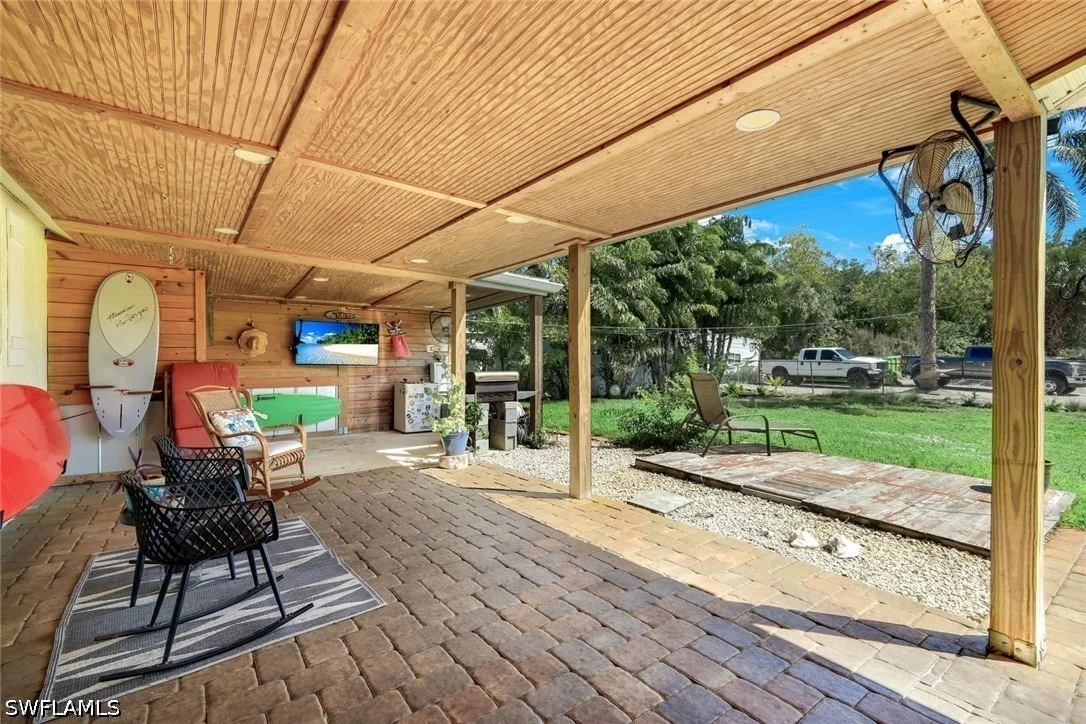 Photo of 20621 Pine Tree Lane