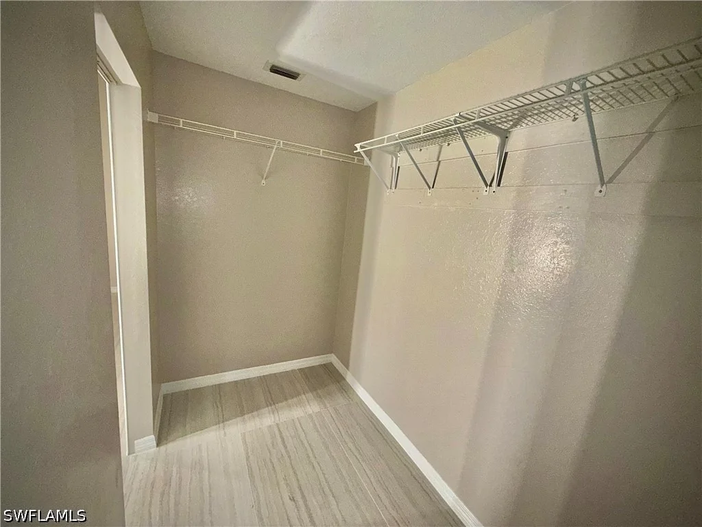 Photo of 241 8th Street SE