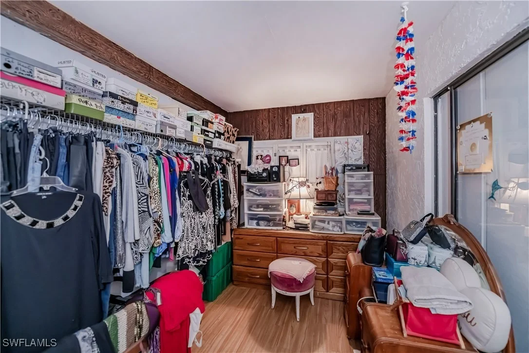 Photo of 1038 Seminole Circle