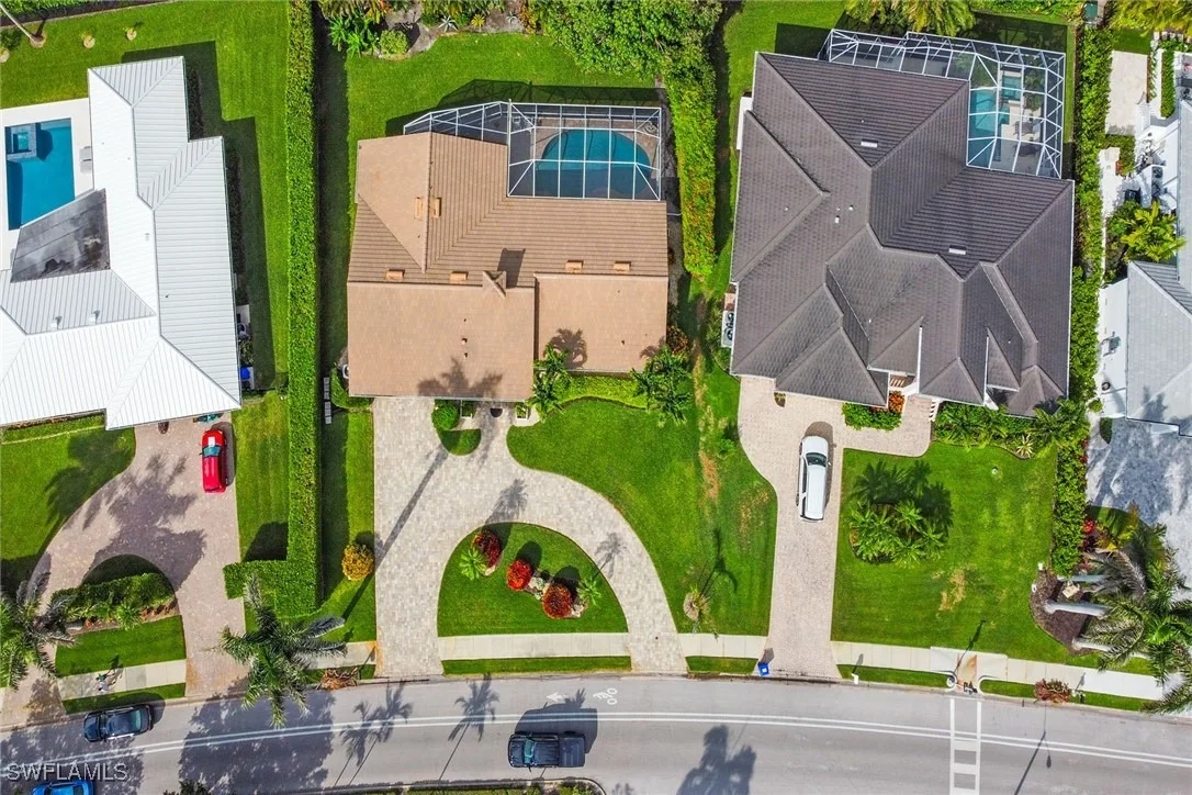 Photo of 636 Park Shore Drive