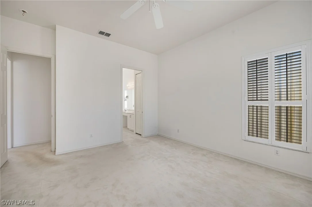 Photo of 3733 Royal Wood Boulevard