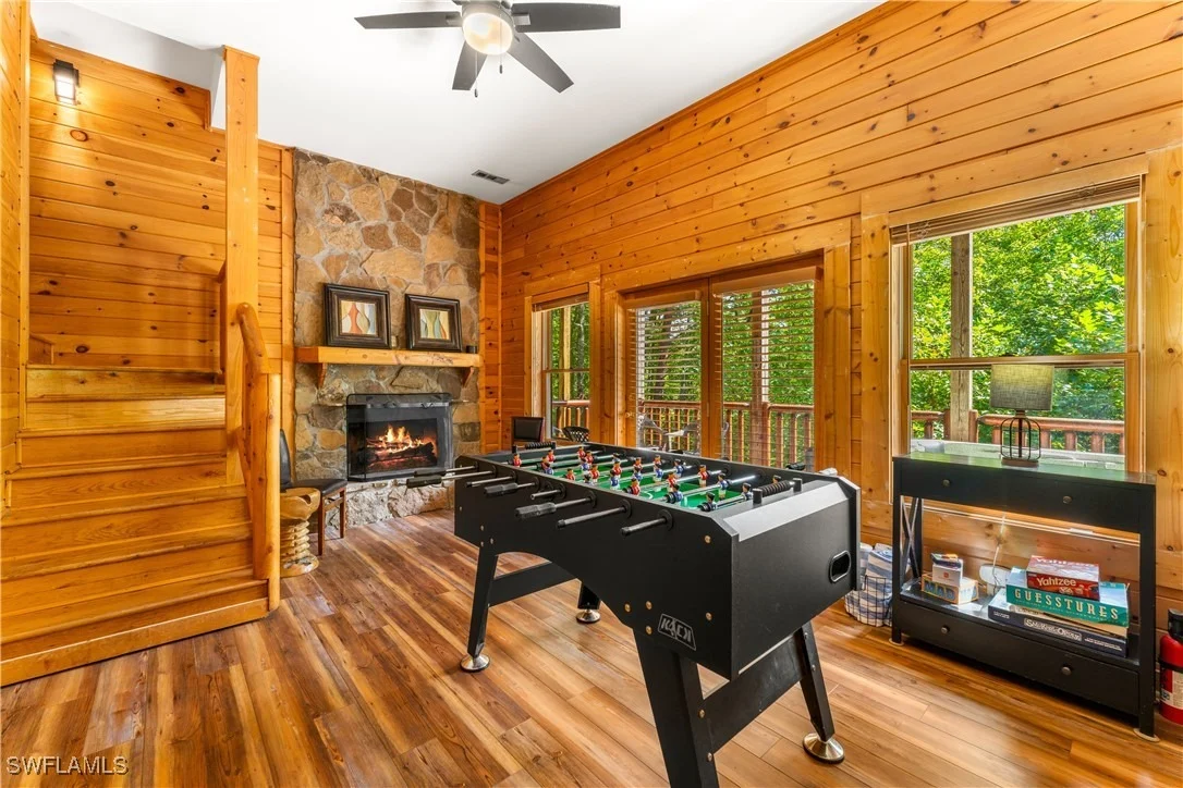 Photo of 4062 Chamberlain Lane