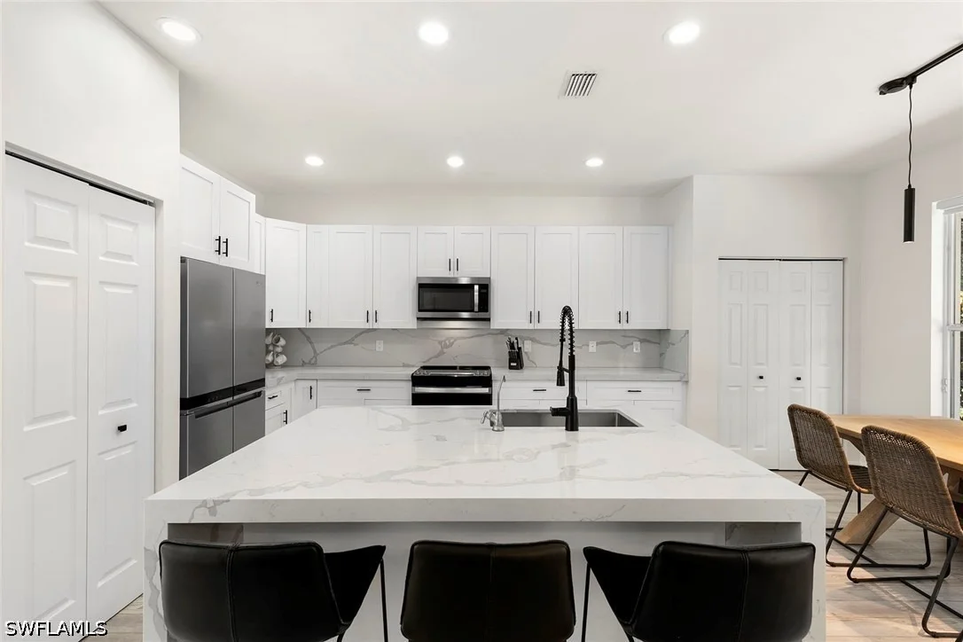 Photo of 1380 Areca Cove