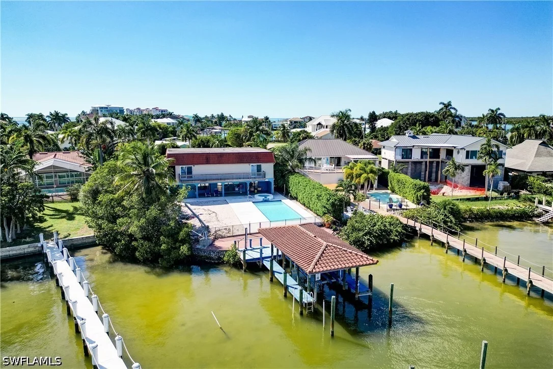 Photo of 11 Capri Boulevard