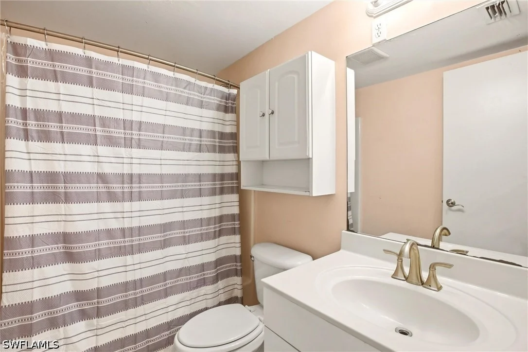 Photo of Unit 104A at 338 Bradstrom Circle