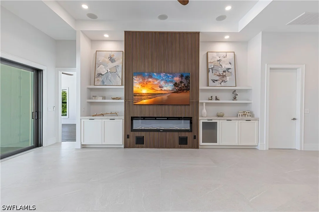 Photo of 18433 Royal Hammock Boulevard