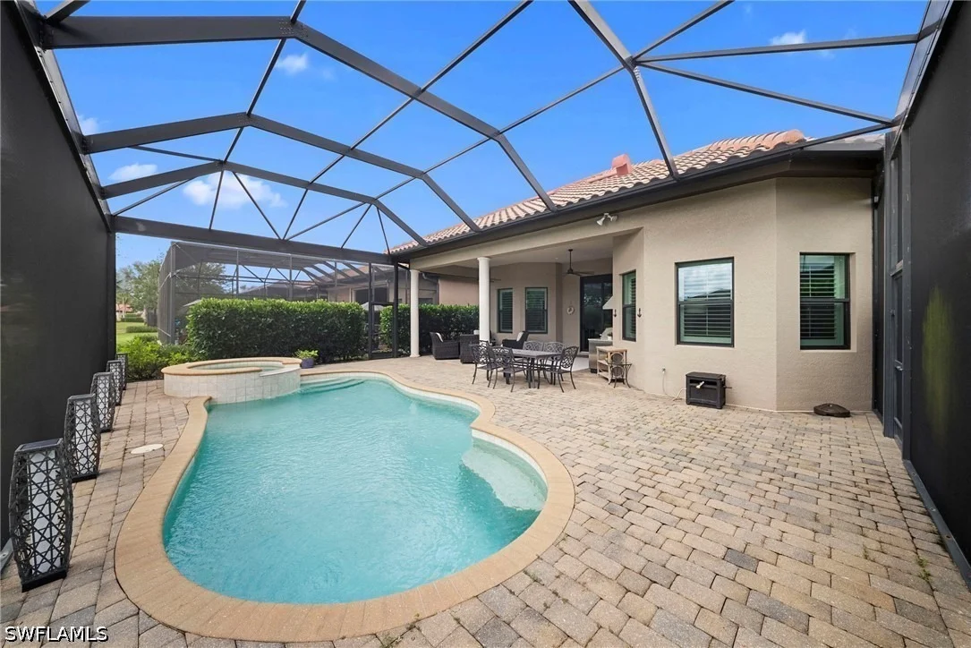 Photo of 6522 Roma Way
