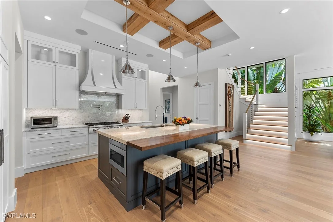 Photo of 644 W Lake Drive
