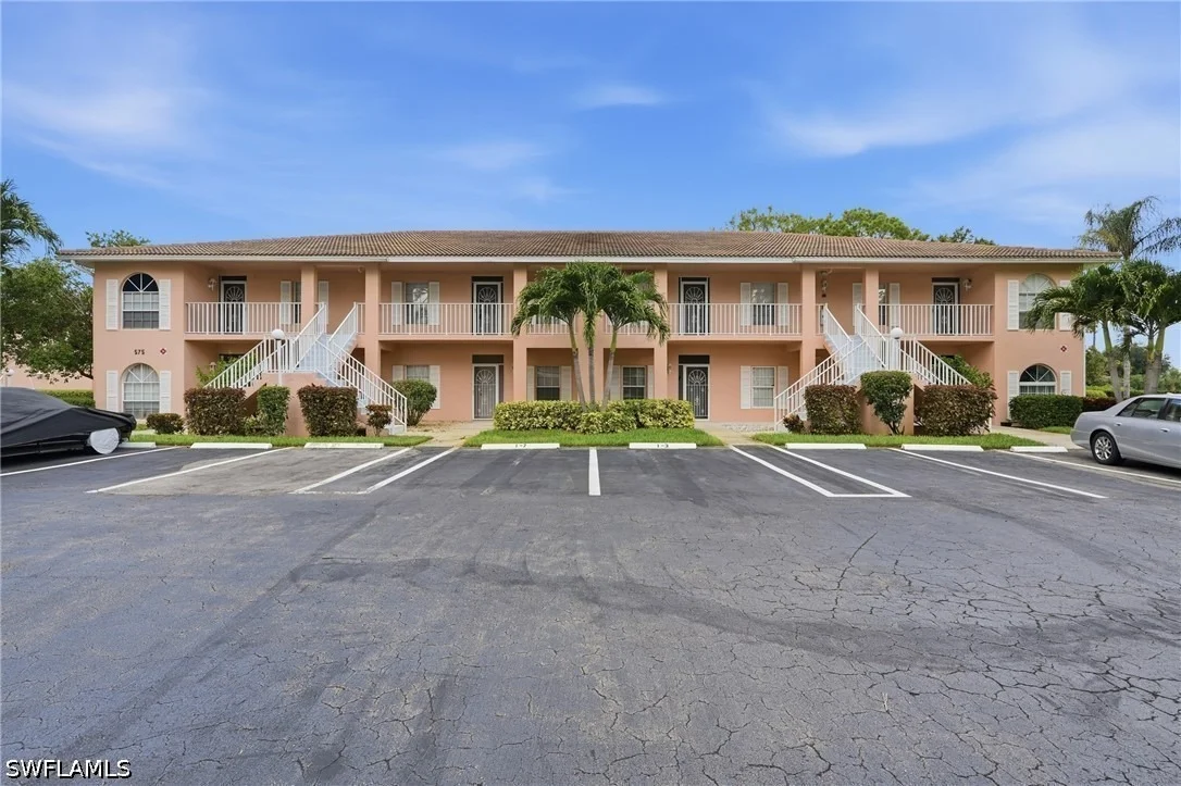 Photo of Unit 15 at 575 Augusta Boulevard