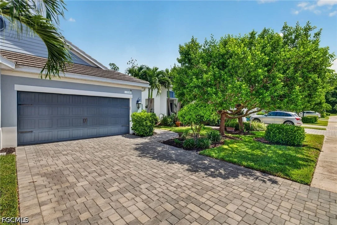 Photo of 2183 Marquesa Circle