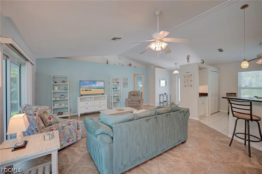 Photo of 5239 Sands Boulevard
