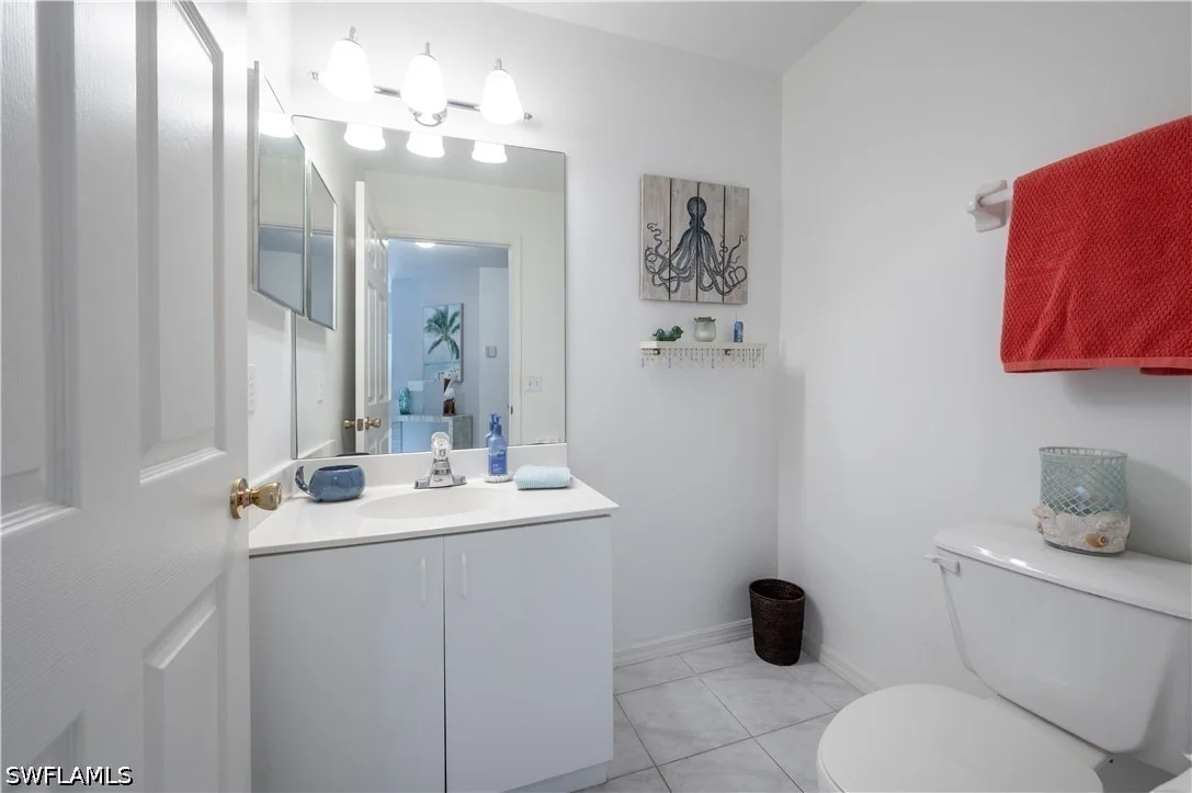 Photo of Unit 1002 at 367 Dover Place