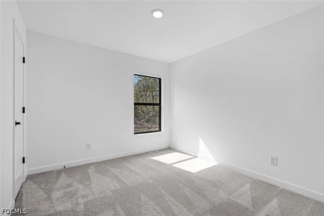 Photo of 842 Gedeon Road