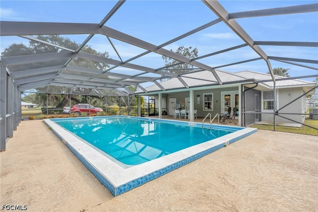 Photo of 1210 Riverbend Drive