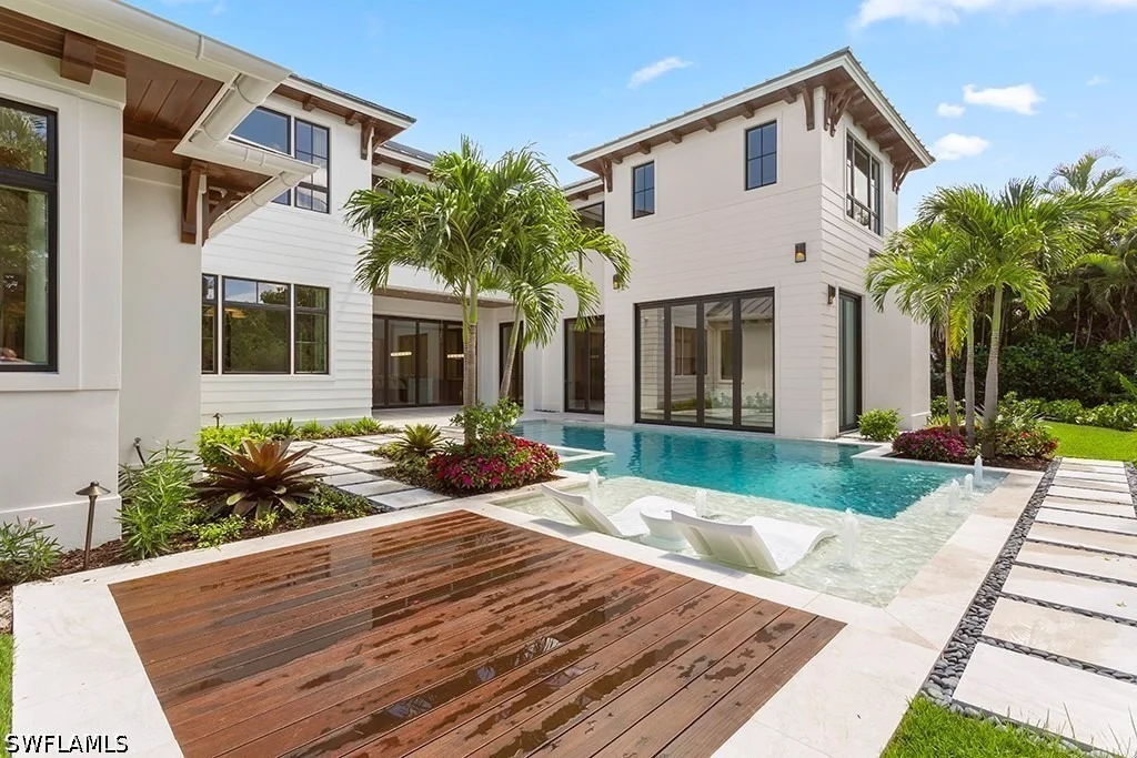 Photo of 774 S GOLF Drive