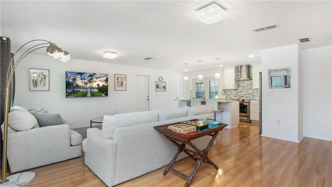 Photo of 800 100th Avenue N