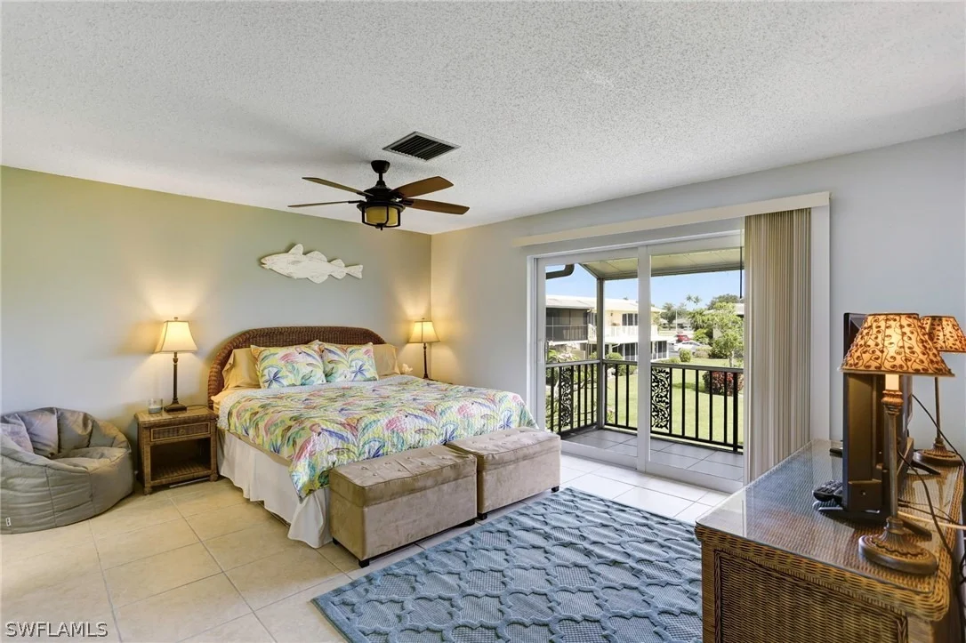 Photo of Unit 732 at 355 Palm Drive
