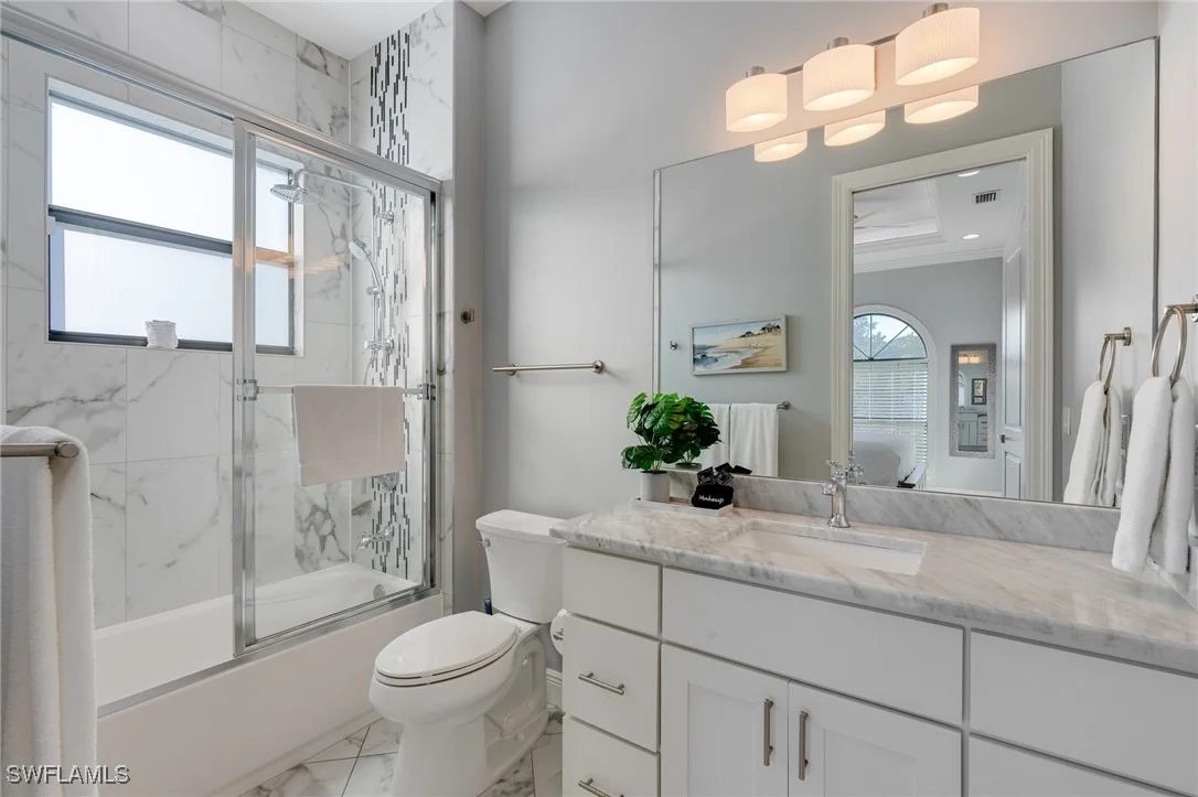 Photo of 735 99th Avenue N