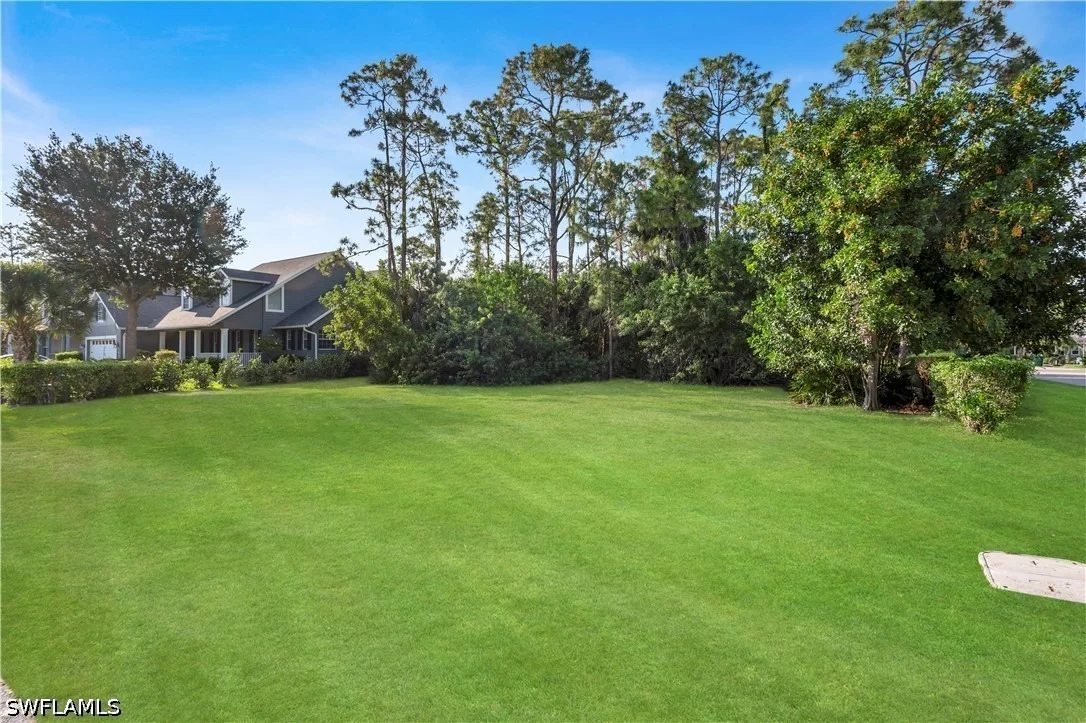 Photo of 527 Carpenter Court
