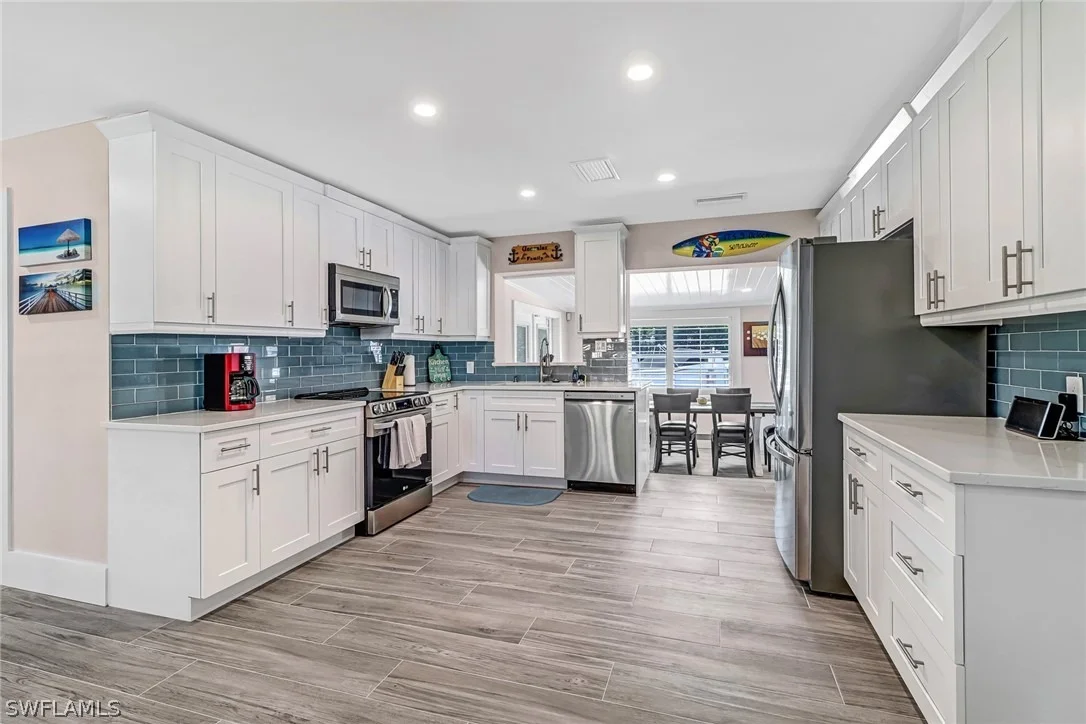 Photo of 3470 Lakeview Drive