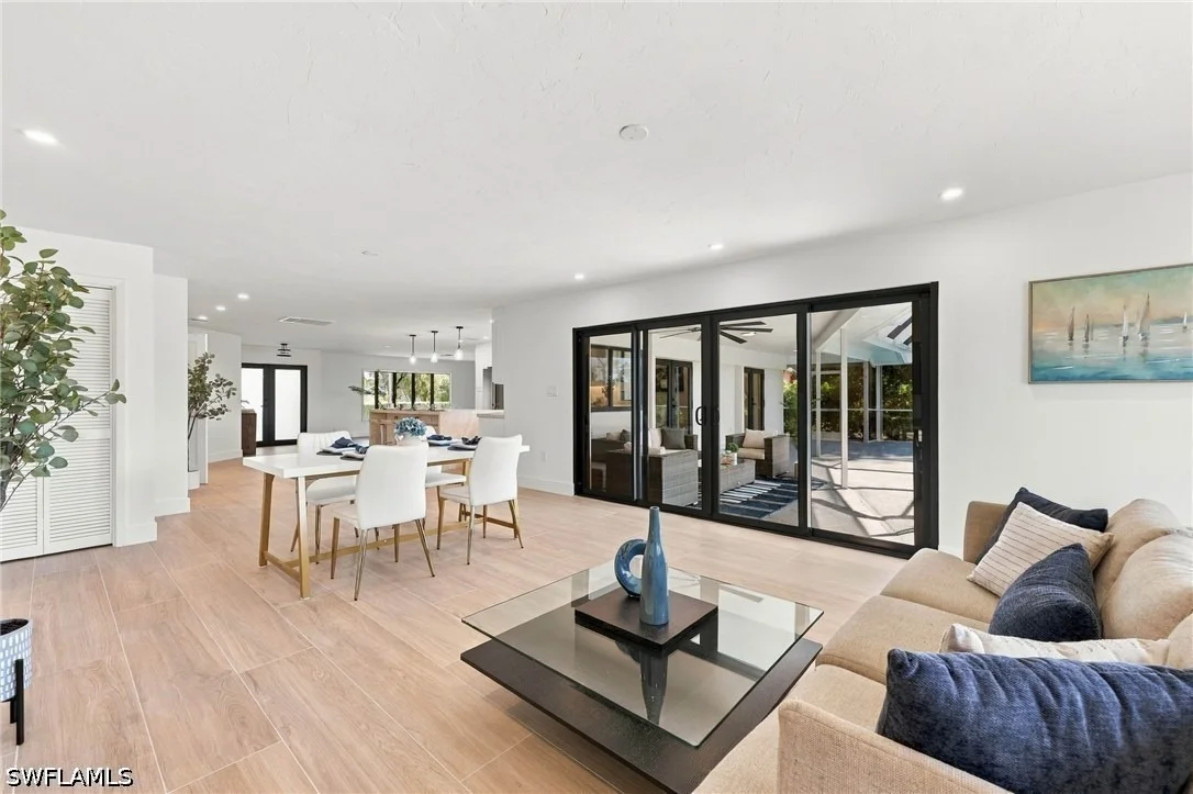 Photo of 2353 Abbey Court
