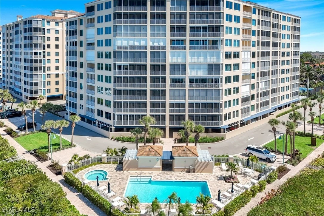 Photo of Unit 604 at 425 Dockside Drive