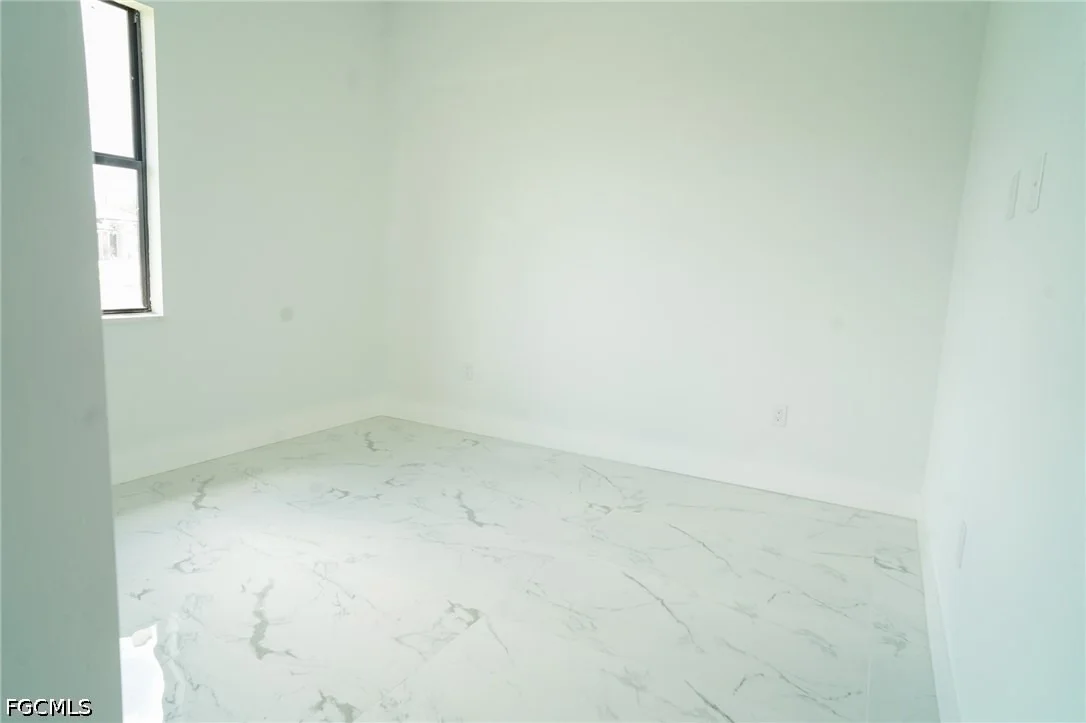 Photo of 812 Chapel Avenue