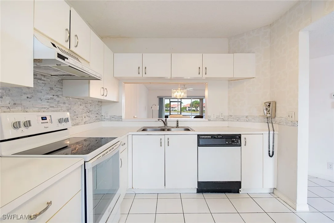 Photo of Unit B102 at 7800 Emerald Circle