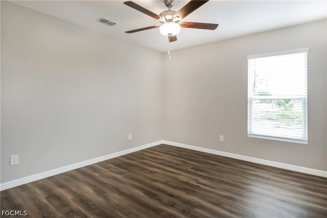Photo of 856 Anchor Street E