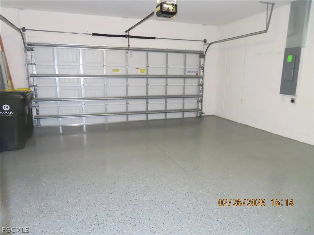 Photo of 42090 Edgewater Drive