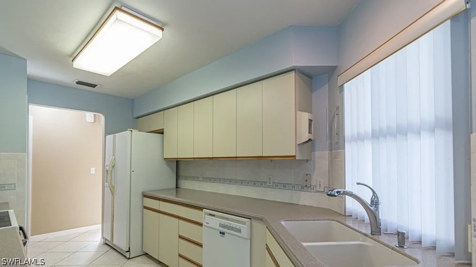 Photo of 1620 Forest Lakes Boulevard