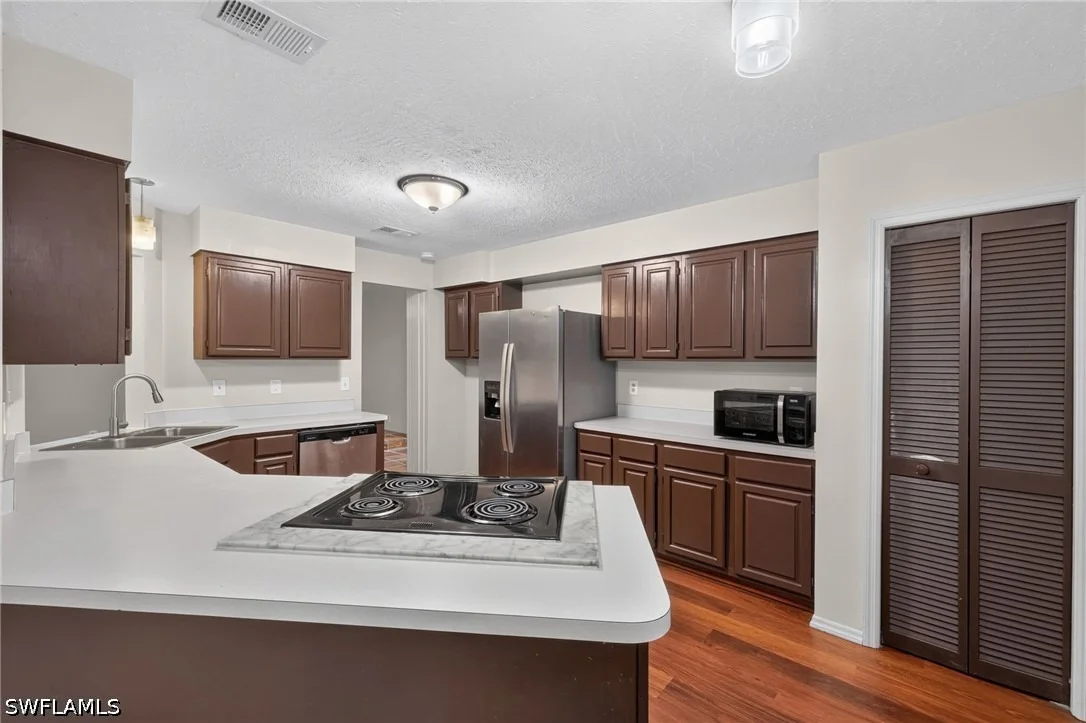 Photo of 17565 Lee Road
