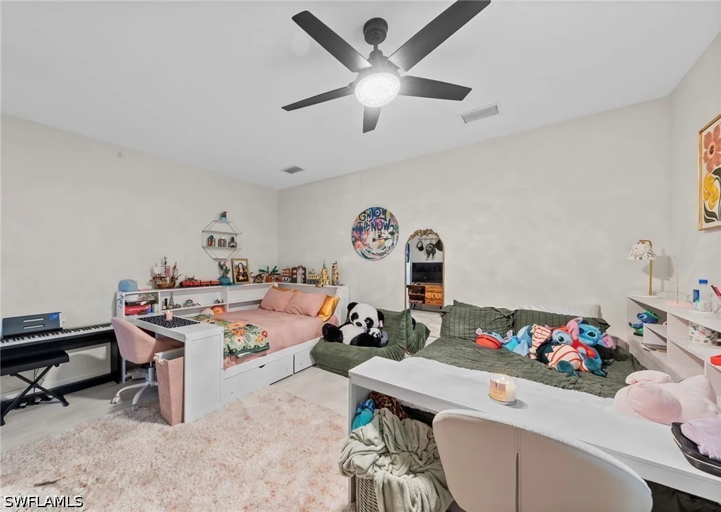 Photo of 861 97th Avenue N
