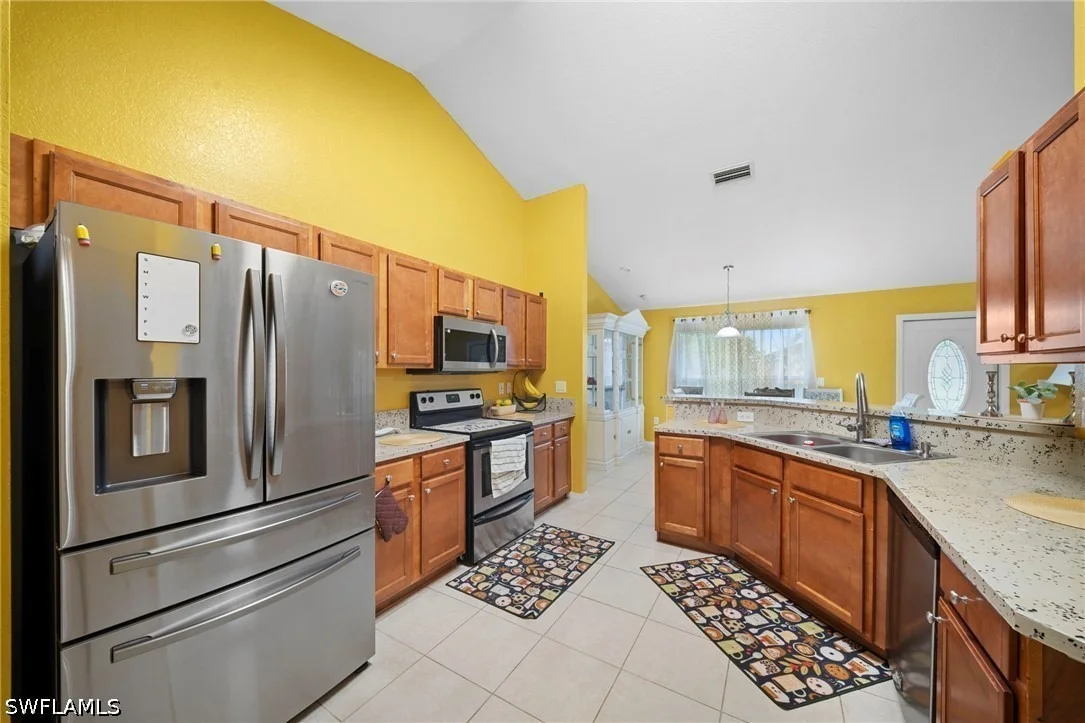 Photo of 423 Windermere Drive