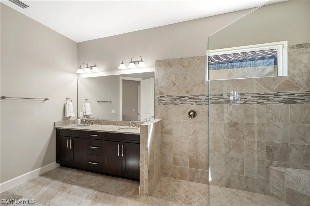 Photo of 10252 Coconut Road